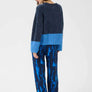Chandail Nicky Kimmy uni 2 tons de bleu par Culture