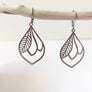 Boucles d'oreille gouttes feuille argent de Roxy Lama