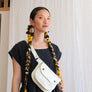 Pochette Amaru ivoire ou crème de Kazak