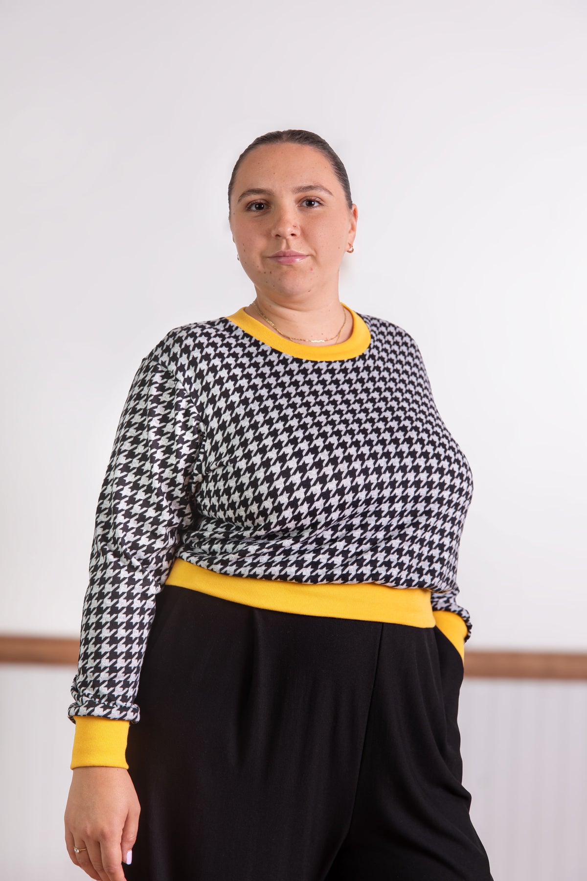 Chandail Wanda noir gris jaune de Slak