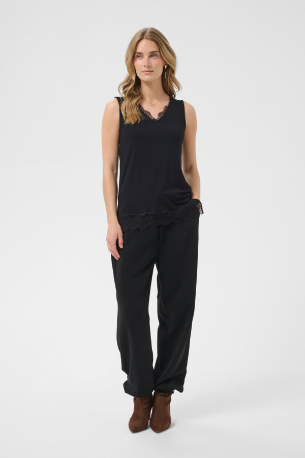 Camisole Alvaia tricot dentelle noir de Cream