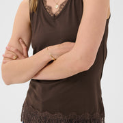 Camisole Alvaia tricot dentelle brun java de Cream