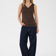 Camisole Alvaia tricot dentelle brun java de Cream