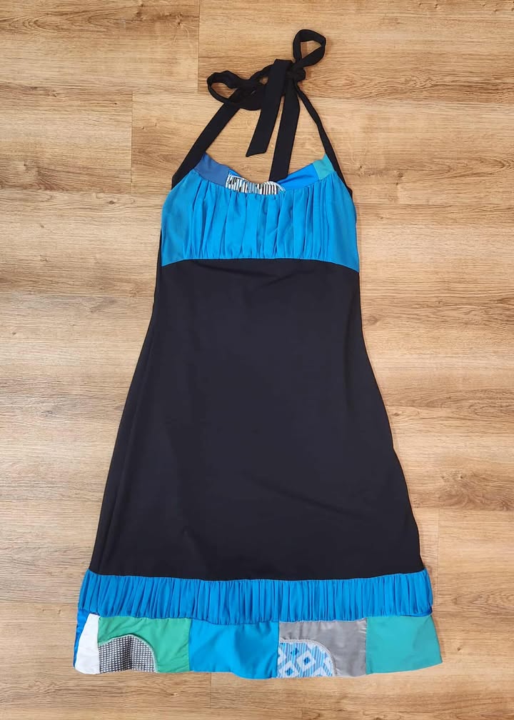 Robe li-cou mesh turquoise XL par Myco Anna