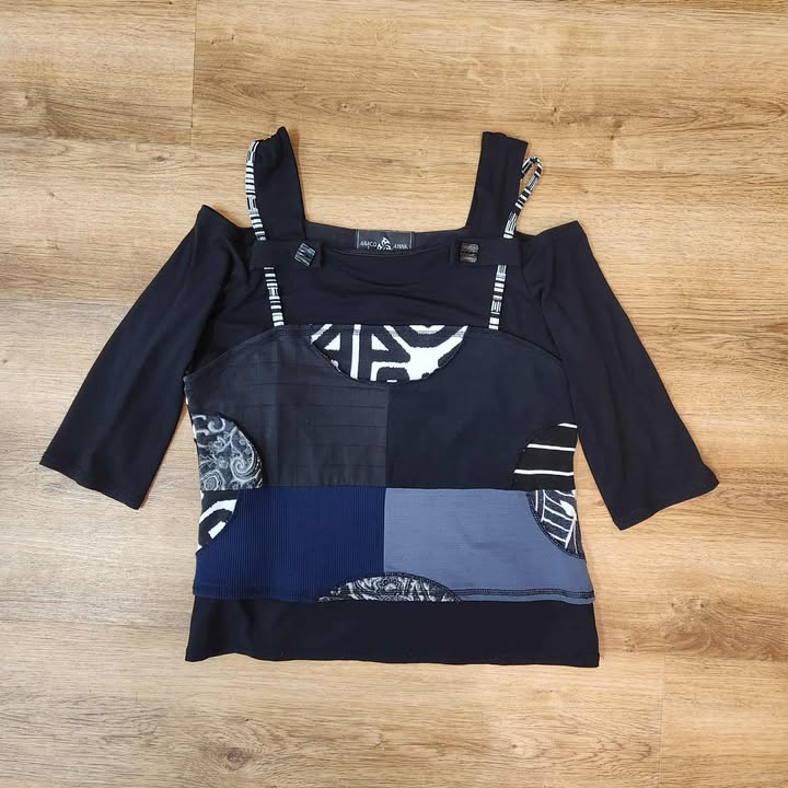 Chandail noir blanc XXL par Myco Anna