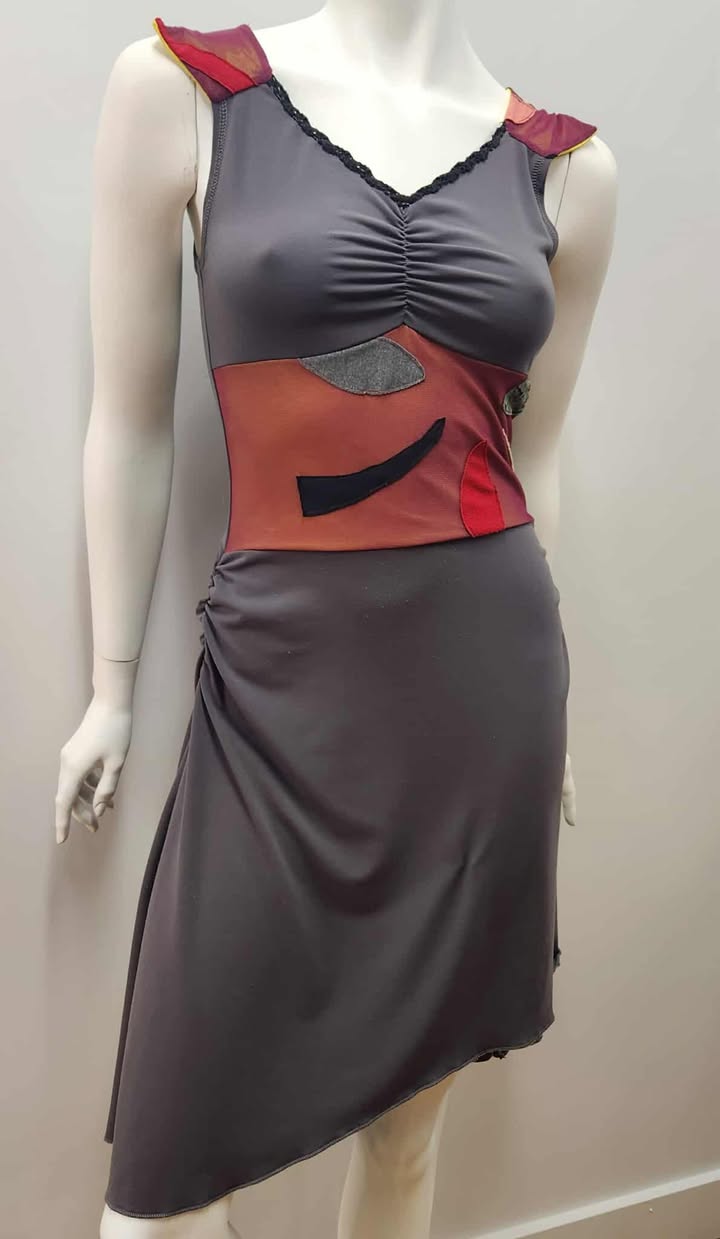 Robe grise mesh pétales XS par Myco Anna