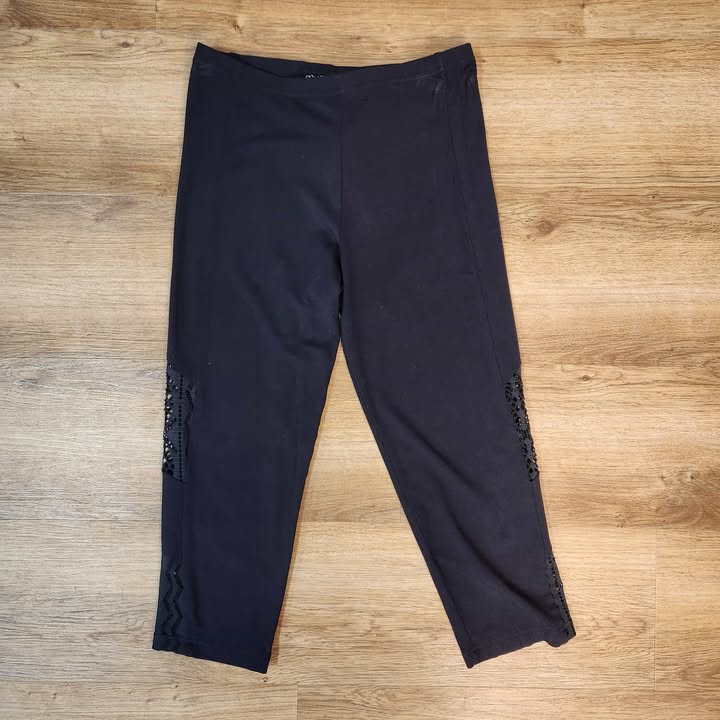 Legging court dentelle small par Myco Anna