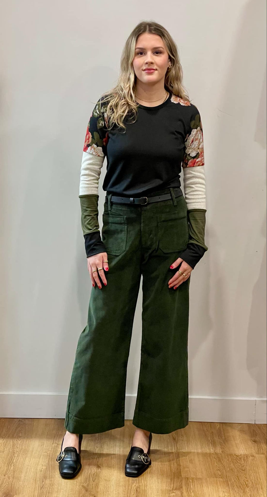 Pantalon Colette vert olive par Lola Jeans