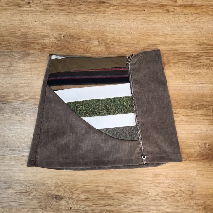 Jupe corduroy taupe Small par Myco Anna