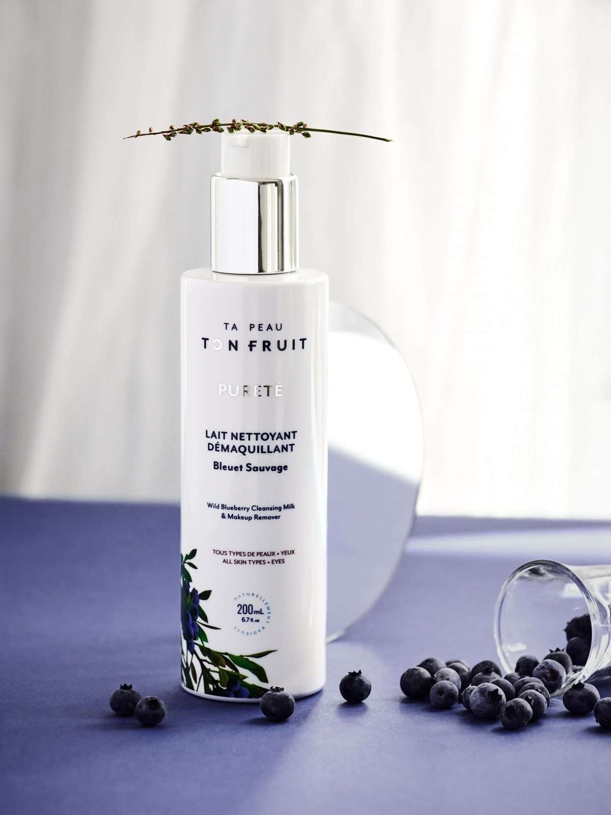 Lait nettoyant et démaquillant pureté bleuets sauvages Ta peau ton fruit