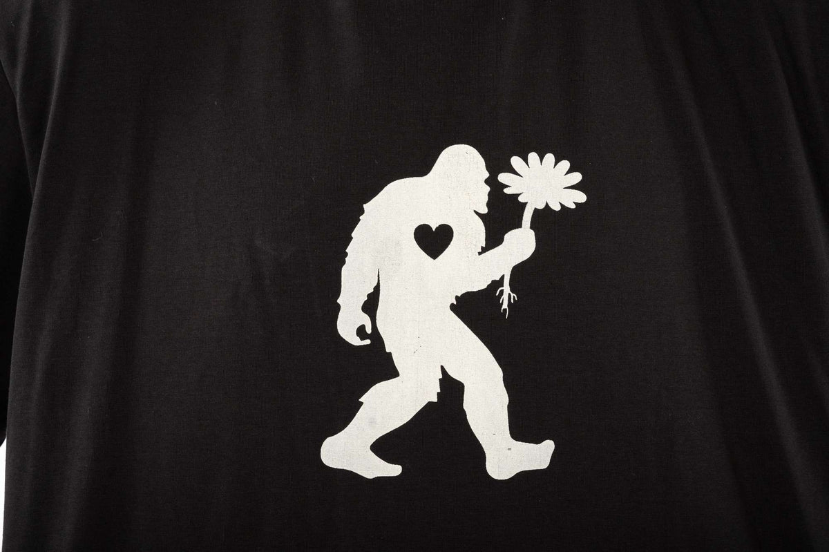 Chandail Weo noir de Yeti Love
