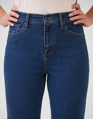 Jeans Heritage Blue étroit de Yoga Jeans