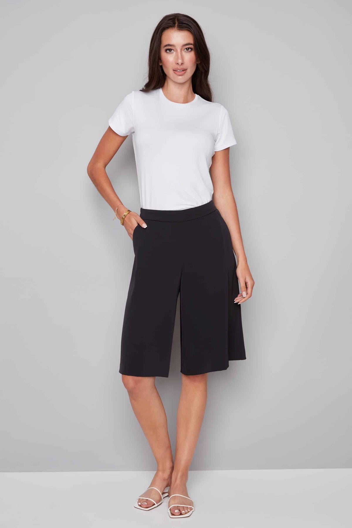 Bermuda Avery soie végétalienne noir par ILTM