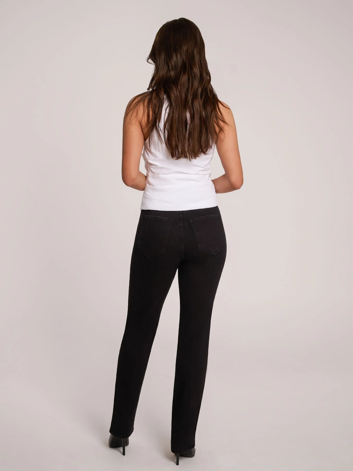 Jeans Emily étroit noir 26 par Yoga Jeans