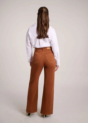 Jeans Aurora brown 32 pouces par Yoga Jeans
