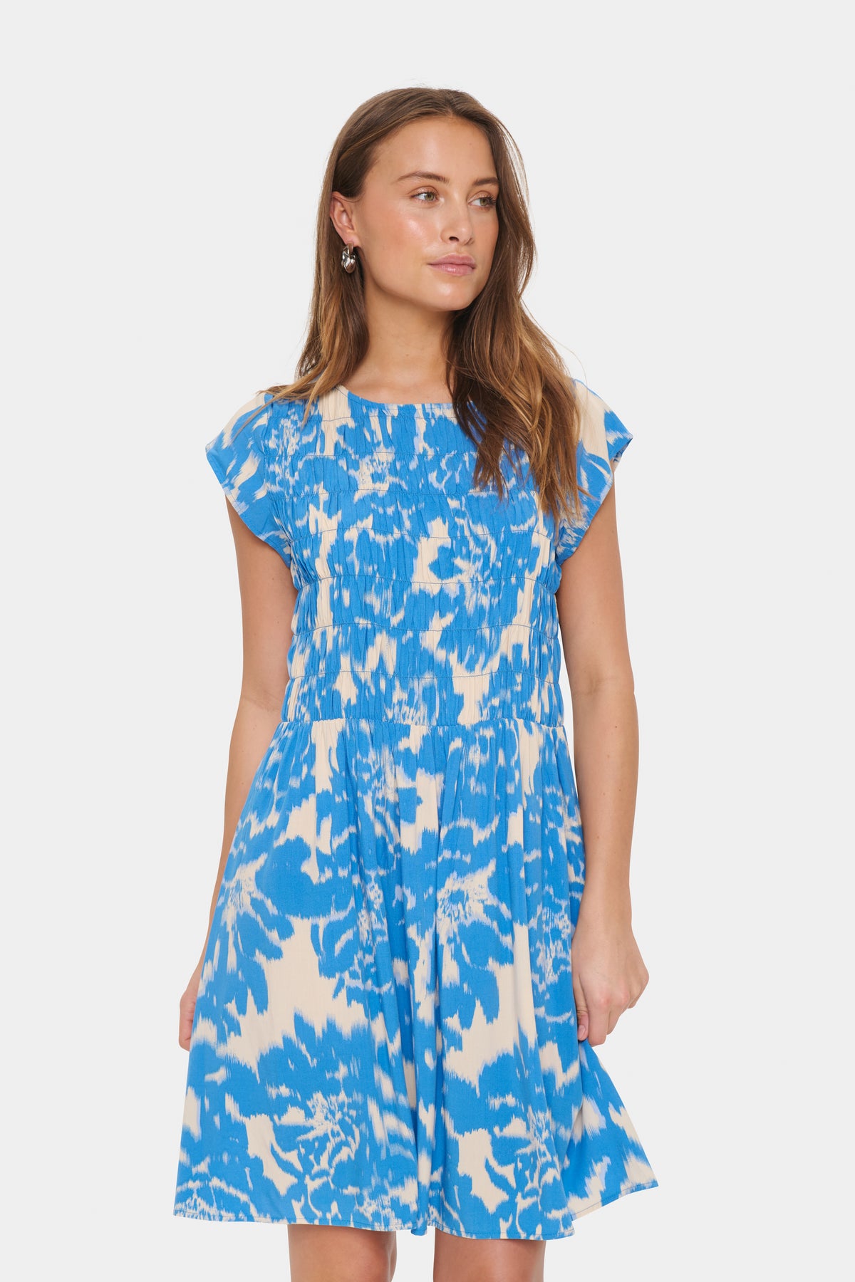 Robe Gisla campanula de Saint-Tropez