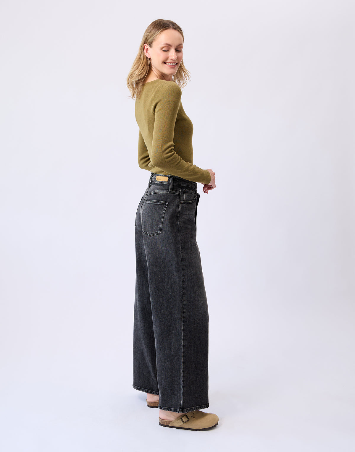 Jeans Lily stone avec ceinture 30 pouces par Yoga Jeans
