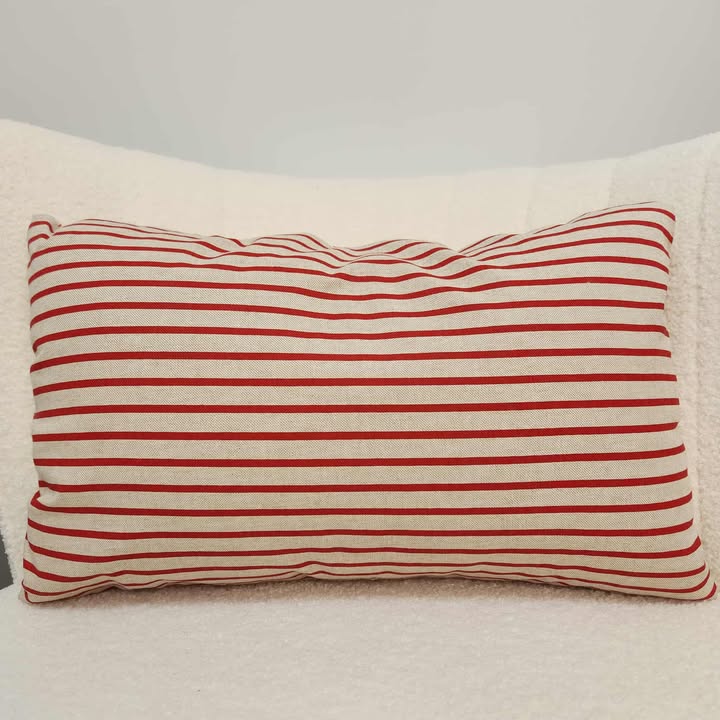 Coussin et bourrure Cabaret par Makabane