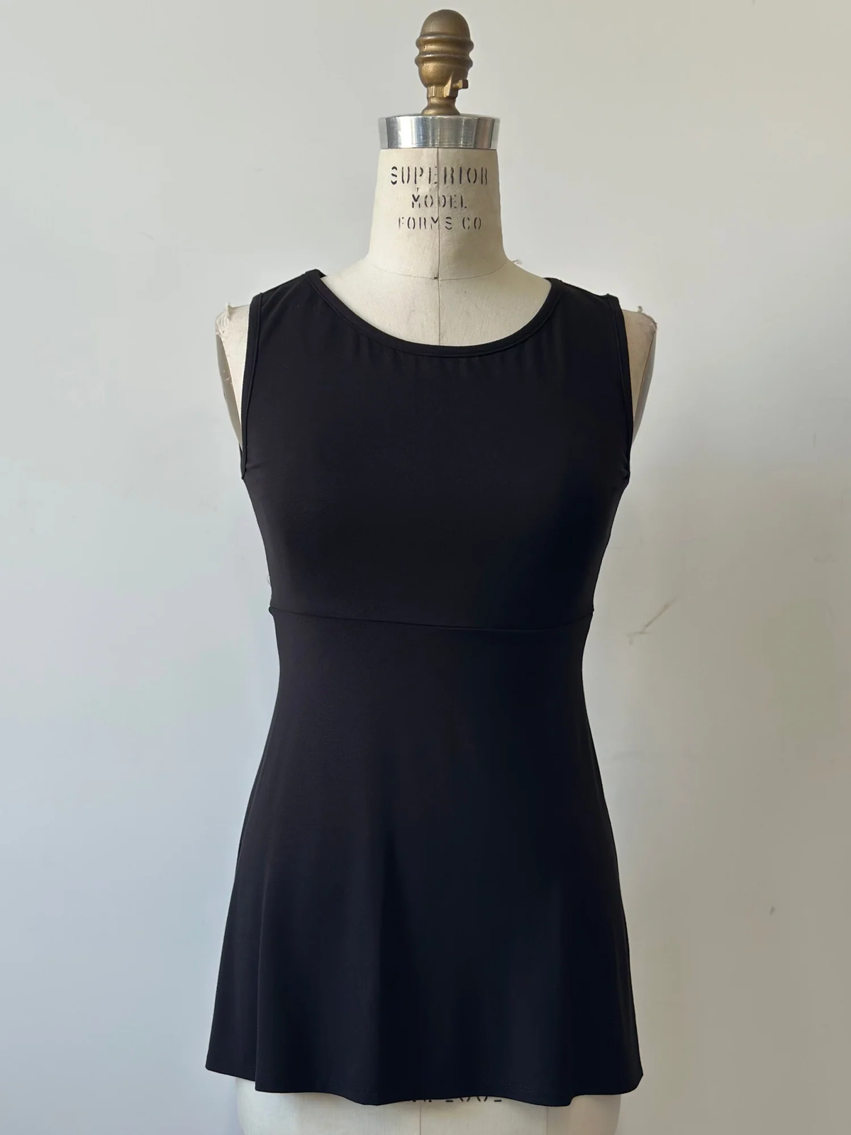 Camisole Nira noire de Kollontaï