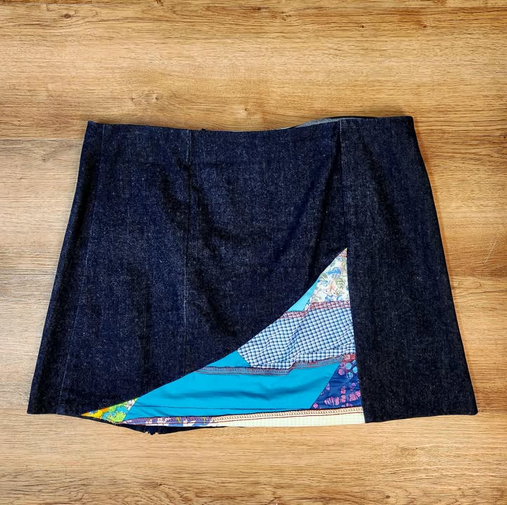 Jupe courte denim medium par Myco Anna