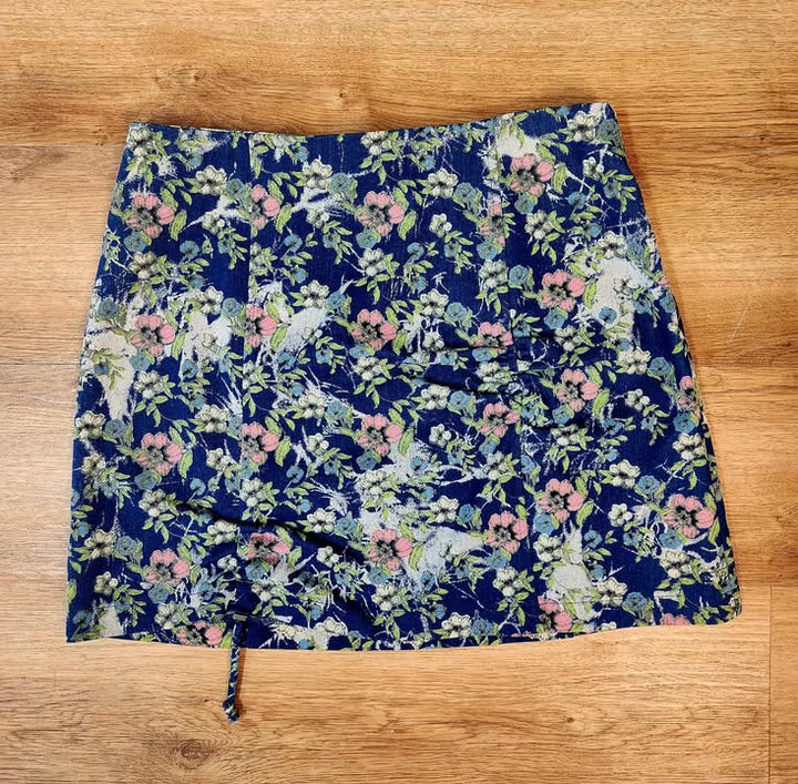 Jupe denim fleurs medium par Myco Anna