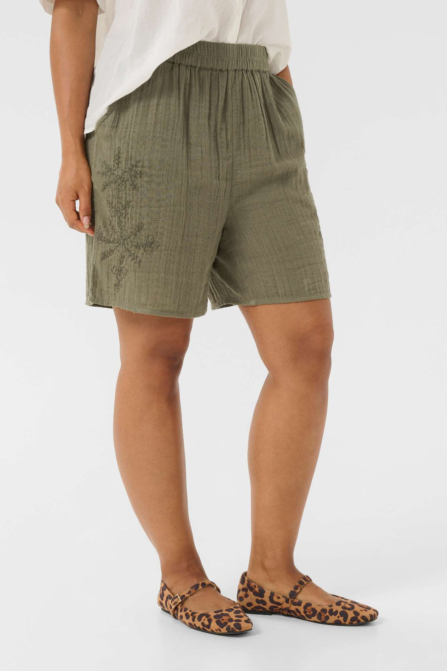 Short Cuellis dusky green par Culture