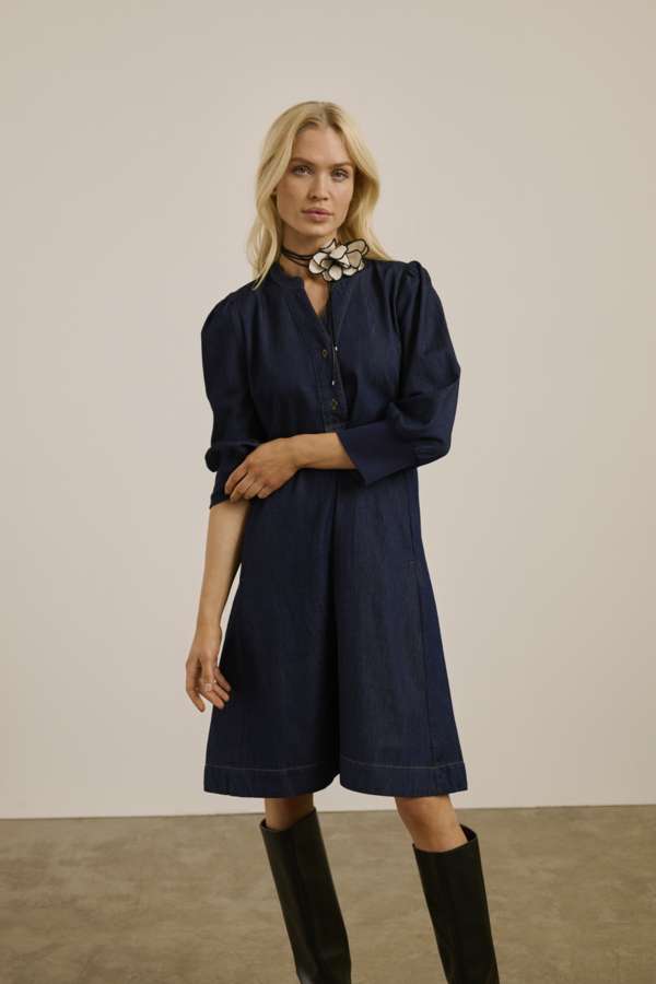 Robe Hilka Arpa denim par Culture