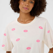 T-shirt Kissy blanc par Culture