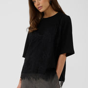 Chandail Karla Chabrina meteorite par Culture