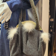 Sac à main pompon pièce unique neuve par Myco Anna