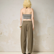 Pantalon seth plusieurs couleurs offertes de Cokluch