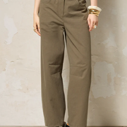 Pantalon seth plusieurs couleurs offertes de Cokluch