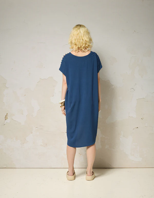 Robe Aura plusieurs couleurs offertes de Cokluch