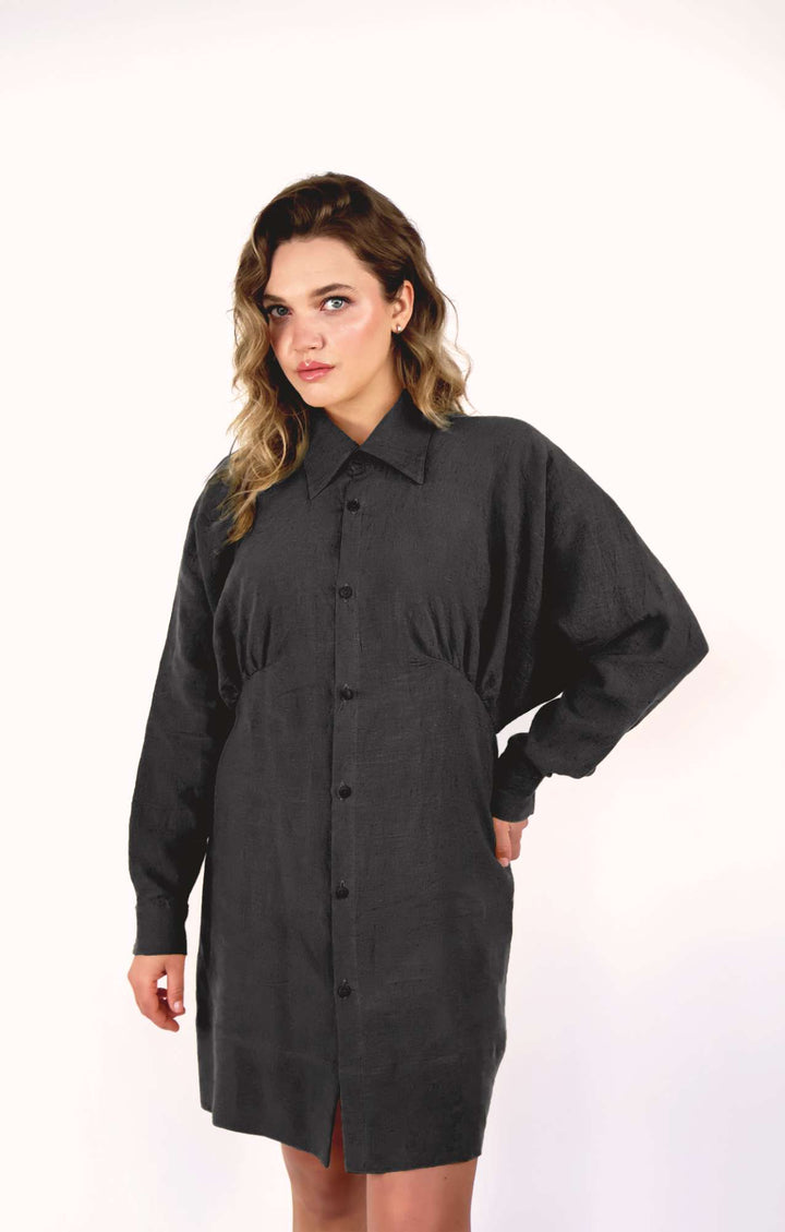 Robe Ava charcoal de Korelli