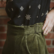 Pantalon Pimbina Corduroy Olive de Kazak