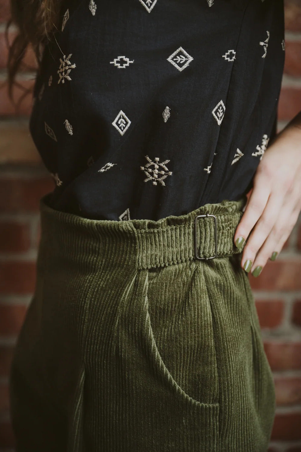 Pantalon Pimbina Corduroy Olive de Kazak