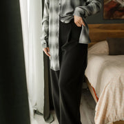 Pantalon à plis Scuba noir de Louve