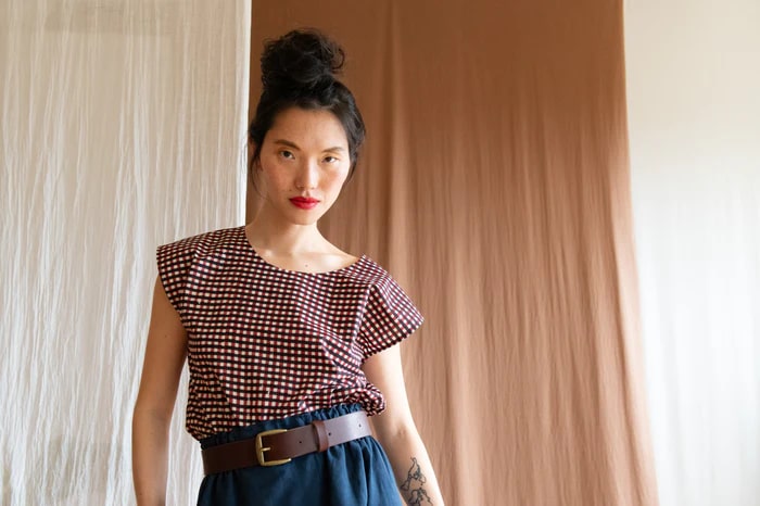Top Sandrigo carreaux charbon et rouge de Kazak