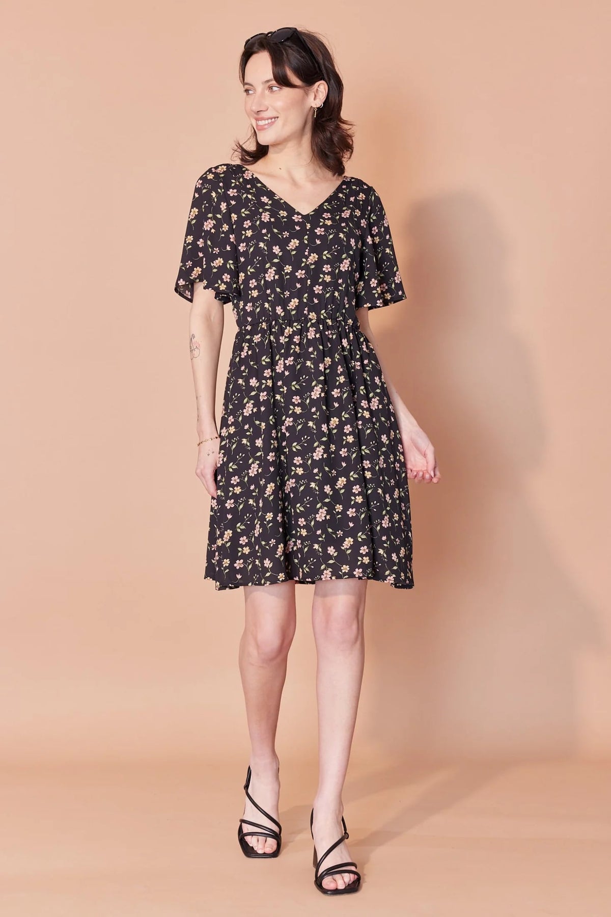 Robe Sissi fleurs et pico par Cherry Bobin