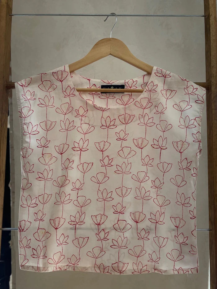 Top Sandrigo fleurs rouge de Kazak