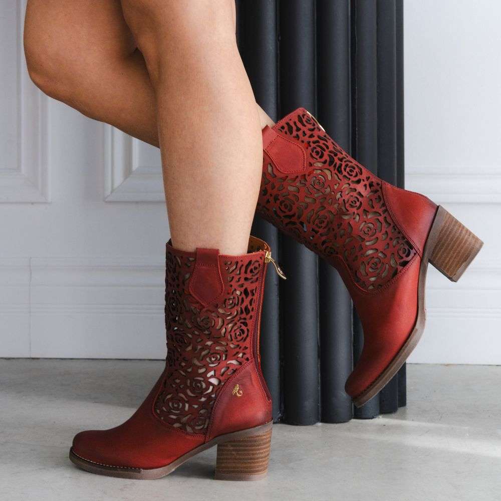 Botte Shania rouge par Glamille