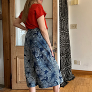 Pantalon Begonia fleurs indigo de Kazak