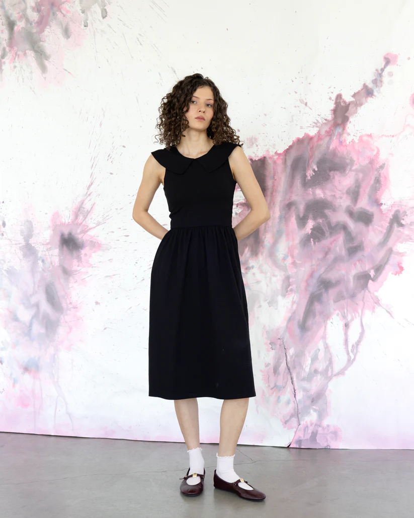 Robe réversible marguerite noire de Eve Lavoie