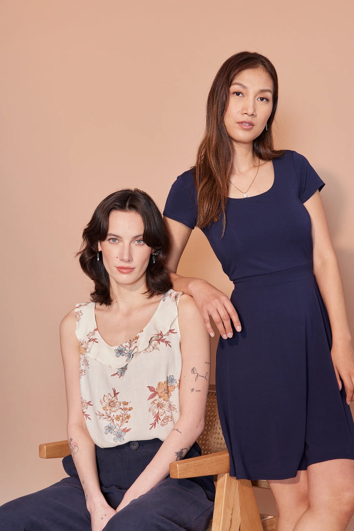 Robe Jeanne marine par Cherry Bobin