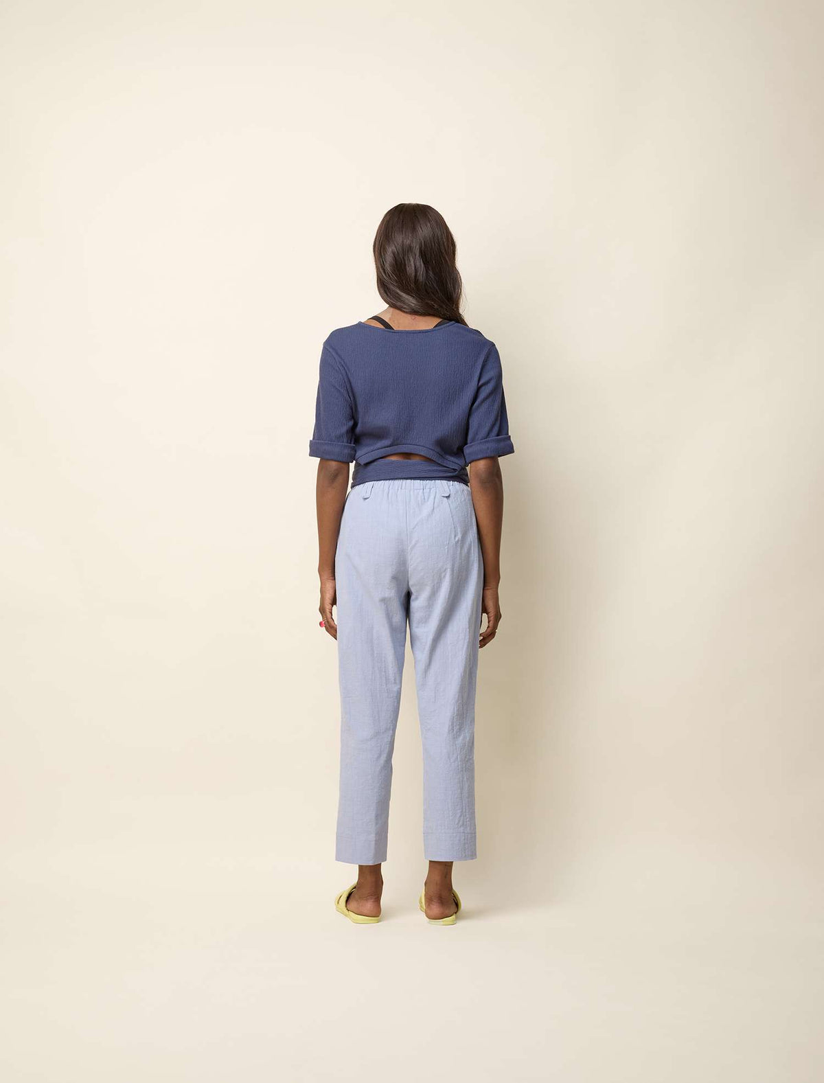 Haut Jess marine seconde main medium de Cokluch
