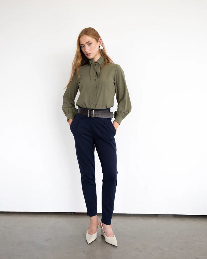 Pantalon Fraser marine par Eve Lavoie