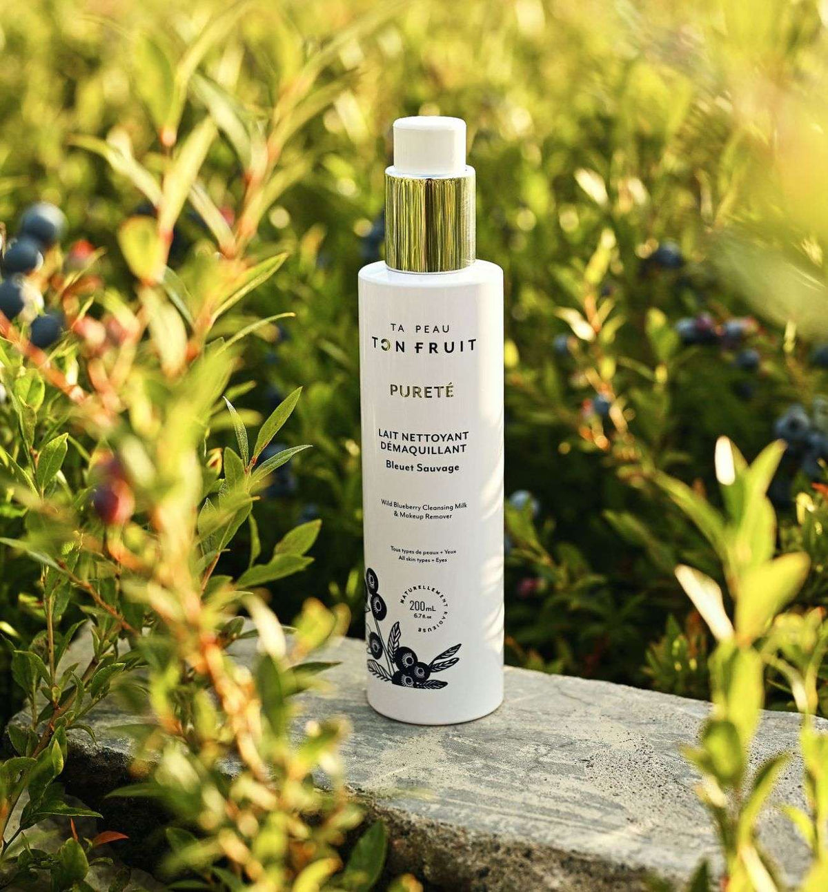 Lait nettoyant et démaquillant pureté bleuets sauvages Ta peau ton fruit