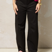 Pantalon seth plusieurs couleurs offertes de Cokluch