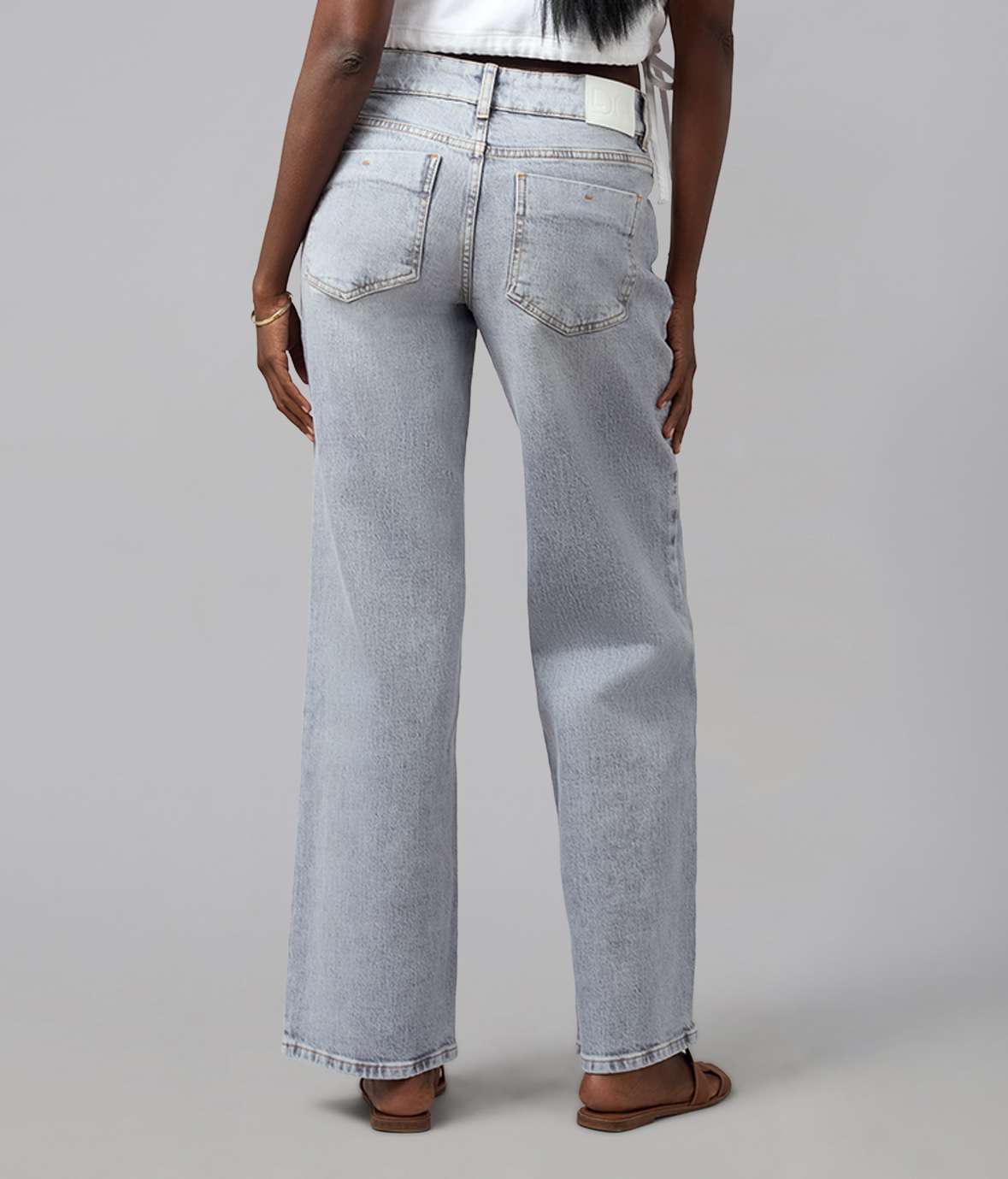 Miro monochrome 31 pouces par Lola Jeans
