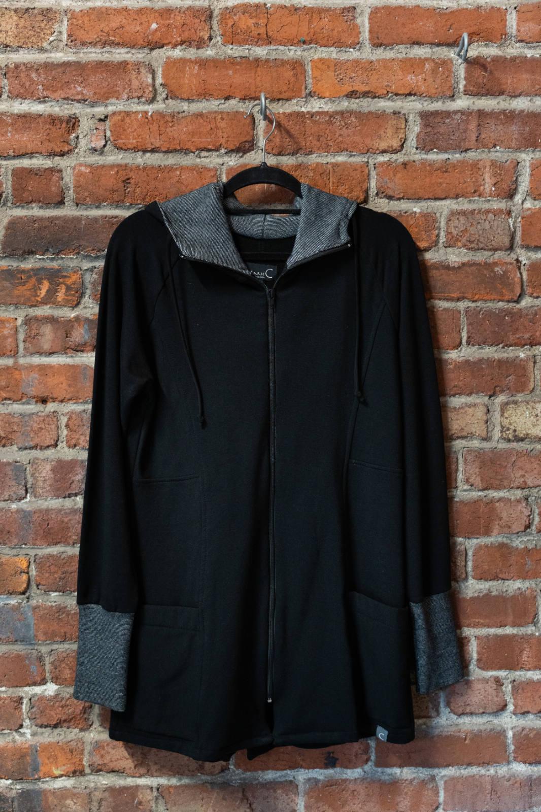Veste Calma noire ou bourgogne wine de Marie C
